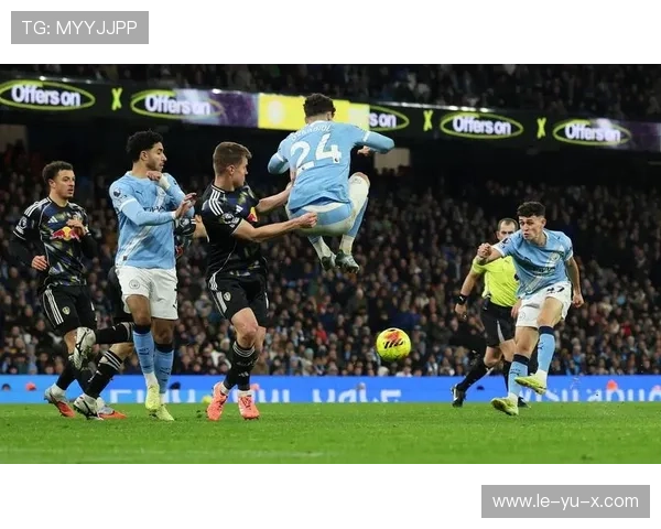 福登精准传球助攻展现超凡视野