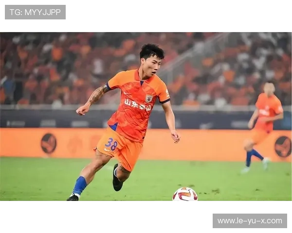 山东泰山王牌外援加盟,助力球队冲击新赛季冠军 山东泰山王牌外援加盟,助力球队冲击新赛季冠军